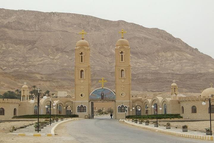 Klöster St. Antonius & St. Paulus ab Hurghada – Die ältesten christlichen Klöster der Welt